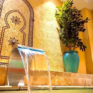 Le Clos Des Anges Bed & Breakfast