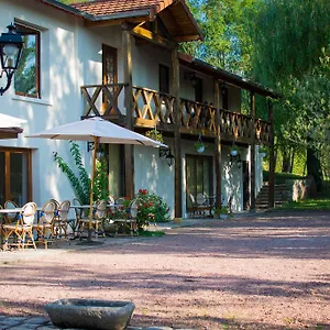 La Ferme Aux Biches Commelle-Vernay